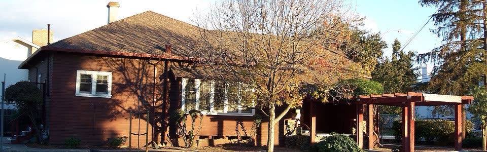The We and Our Neighbors Clubhouse in the Cambrian area of San Jose, a brown shingled craftsman building
